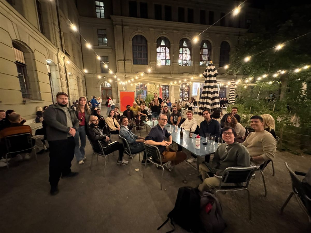 Ein Abend im Innenhof
